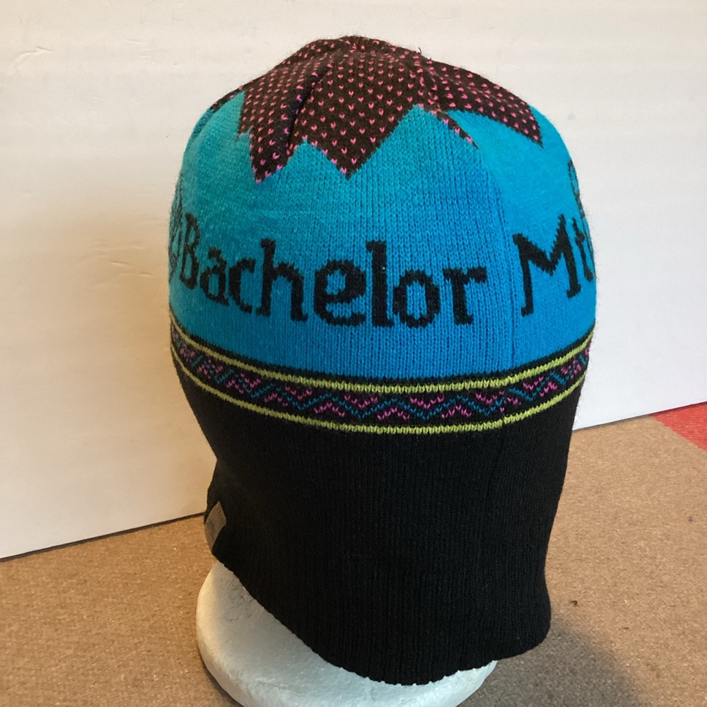Space craft x Mt. Bachelor Oregon Beanie Hat Made from the cold weather - Picture 2 of 9